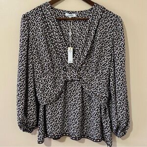 Max Studio| NEW Black/White/Brown Leaves Stylish Long Sleeved Top Blouse Sz L